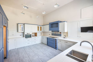 Photo 10- click for photo gallery